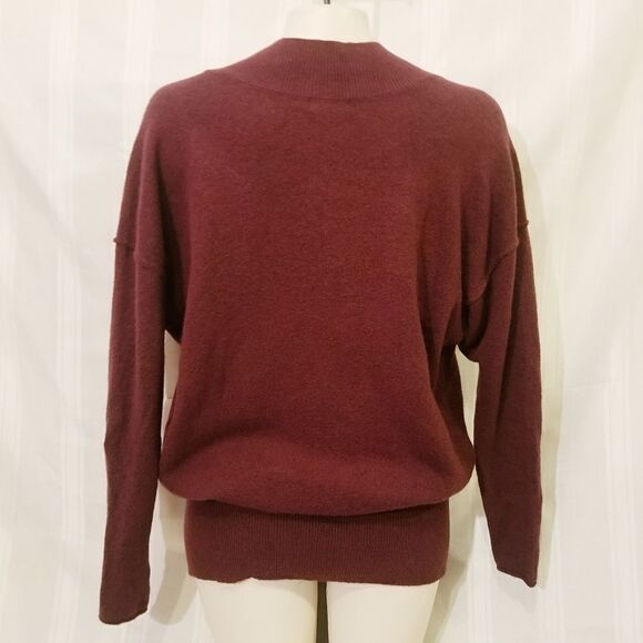 SWEATER SALE 3/$30 Abound Burgundy Stretchy Waist Sweater Size XS - Picture 3 of 5